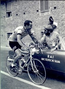 Giro-dItalia-1967-Enrico-Maria-Salerno-intervista-Carlo-Chiappano-