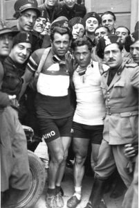 Giro-ditalia-1935-Vasco-Bergamaschi-e-Learco-Guerra-960x1430