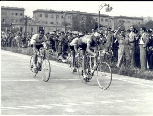 Giro-ditalia-1957-Napoli-Vittoria-di-Favero-
